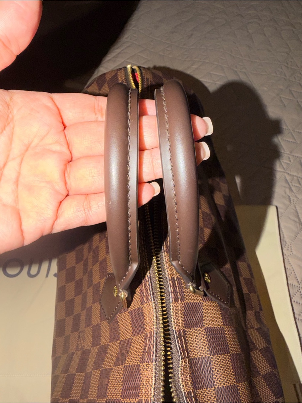 Louis Vuitton Speedy 35 Damier Ebene with Red Interior - Picture 11 of 11